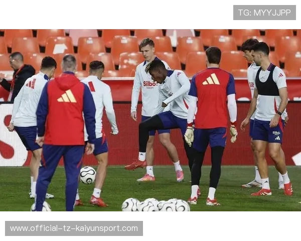 意大利两难出线局面，意大利2