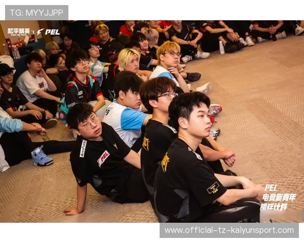 电竞选手多线程思维训练营：塑造未来高效战神的秘密武器