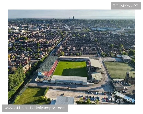 角球与定位球得失解析——战术与技巧的完美博弈